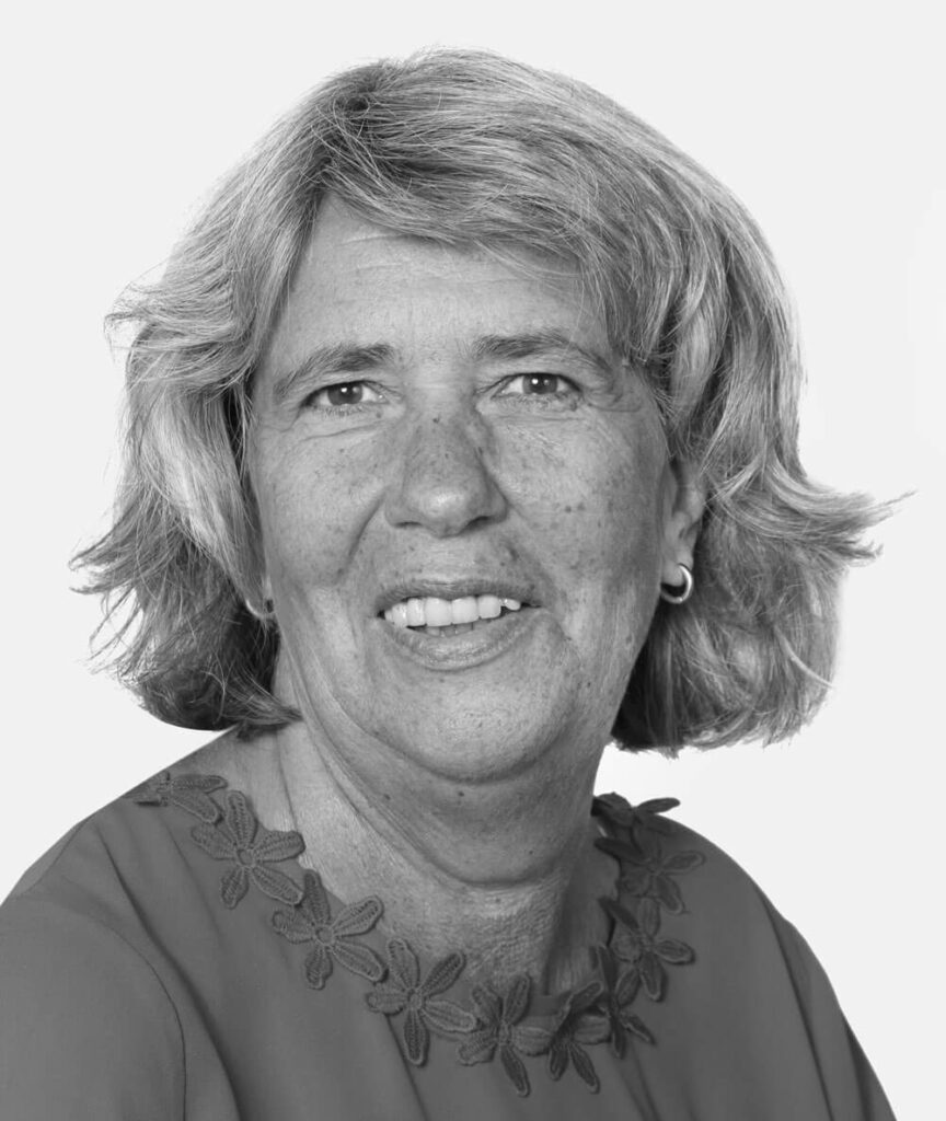 Portraitfoto von Frau Foierl